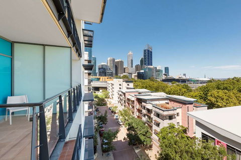 Nesuto Mounts Bay Perth Apartment Hotel - Coogee Beach Accommodation 0