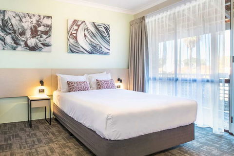 Nightcap At Wanneroo Tavern - Coogee Beach Accommodation 2