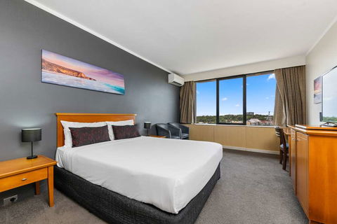 Hotel Frontier Darwin - Coogee Beach Accommodation 2