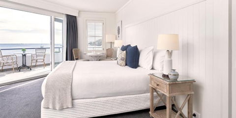 Anchorage Port Stephens - Coogee Beach Accommodation 1