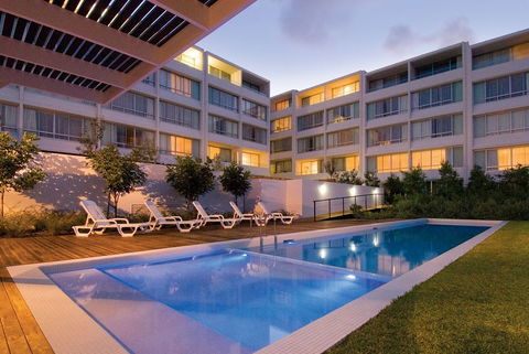 Oaks Lure - Coogee Beach Accommodation 2