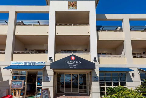 Ramada Resort Shoal Bay - Coogee Beach Accommodation 1