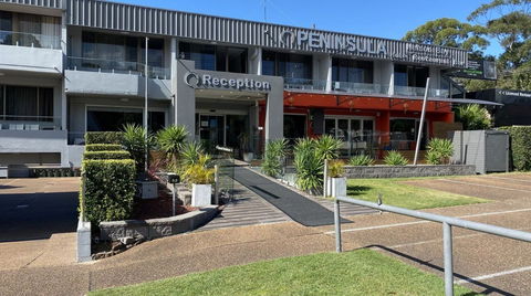 Peninsula Motor Inn - Coogee Beach Accommodation 1