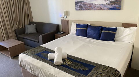 Peninsula Motor Inn - Coogee Beach Accommodation 2