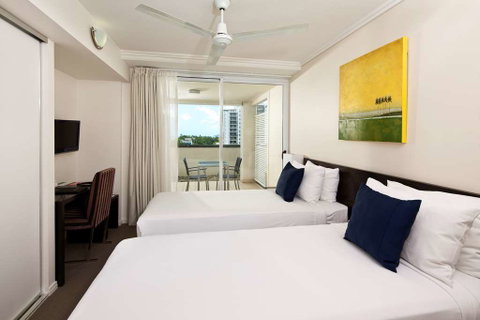 Cairns Central Plaza Apartment - Coogee Beach Accommodation 2
