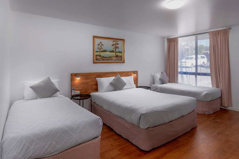 Econo Lodge Lilydale - Coogee Beach Accommodation 0
