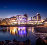 Mantra Twin Towns Coolangatta - Coogee Beach Accommodation