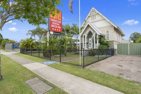Caboolture Central Motor Inn, SureStay Collection - Coogee Beach Accommodation 0