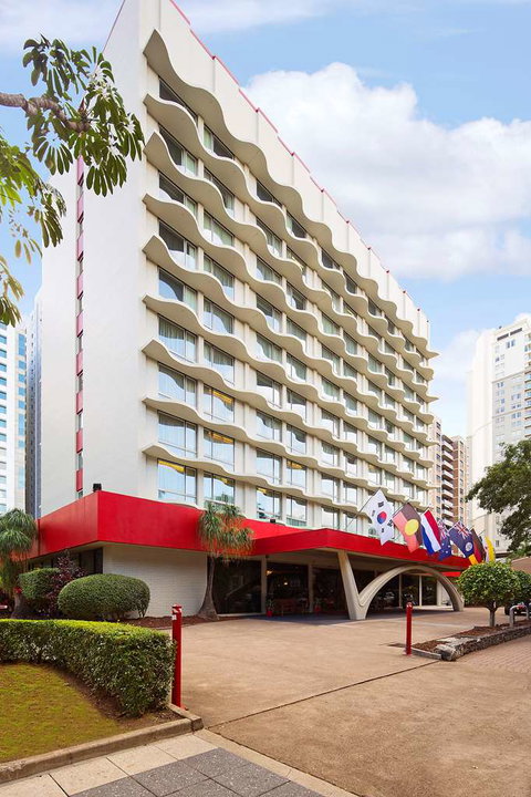 Royal on the Park - Coogee Beach Accommodation 0