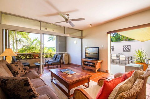 Club Tropical Resort - Coogee Beach Accommodation 0