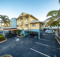 Cairns Queenscourt - Coogee Beach Accommodation