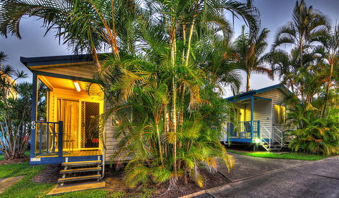 Alex Beach Cabins & Tourist Park - Coogee Beach Accommodation 0