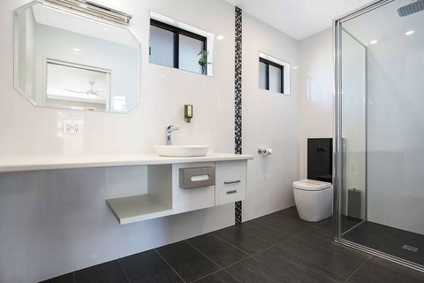 Comfort Inn May Park - Coogee Beach Accommodation 2