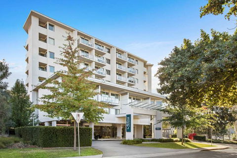 Adina Serviced Apts Canberra Dickson - Coogee Beach Accommodation 2