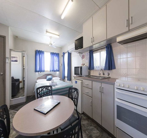 BIG4 Albury Tourist Park - Coogee Beach Accommodation 2
