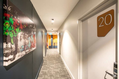 Chardons Corner Hotel - Coogee Beach Accommodation 0