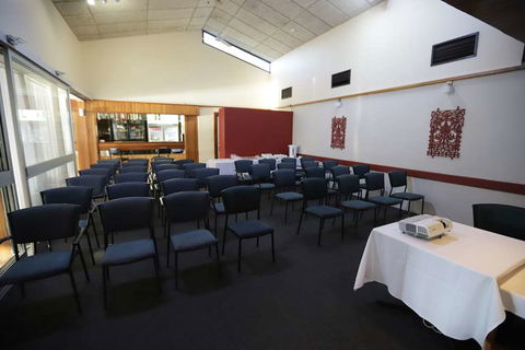 Emerald Central Hotel - Coogee Beach Accommodation 1