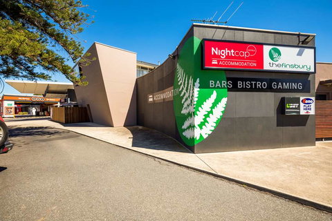 Nightcap at Finsbury Hotel - Coogee Beach Accommodation 0