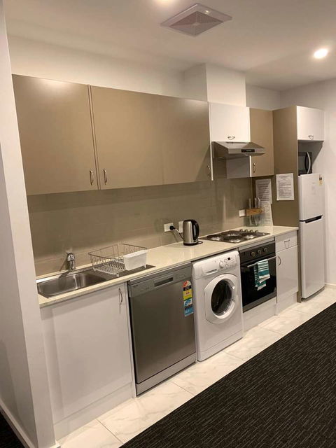 Adelaide Dress Circle Apartments - Coogee Beach Accommodation 2