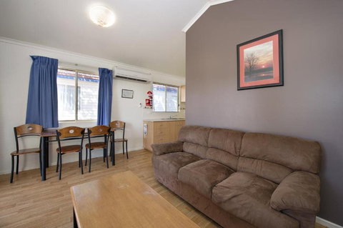 Discovery Parks Lake Kununurra - Coogee Beach Accommodation 2