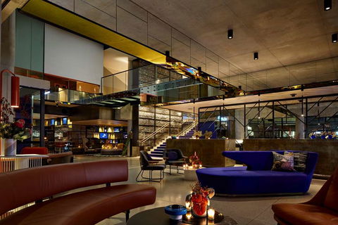 QT Melbourne - Coogee Beach Accommodation 2