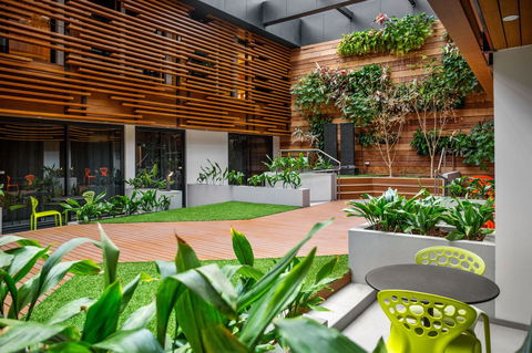 Jasper Hotel - Coogee Beach Accommodation 1