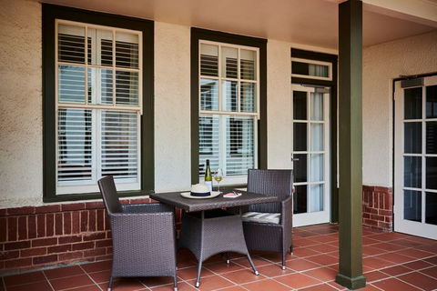 Hotel Kurrajong Canberra - Coogee Beach Accommodation 1