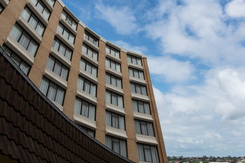 Rydges Camperdown - Coogee Beach Accommodation 1