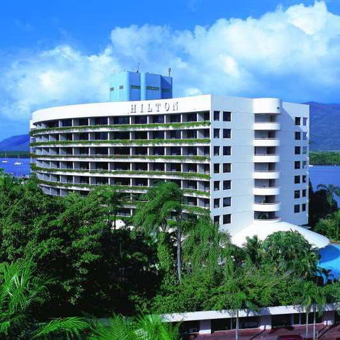 Hilton Cairns - Coogee Beach Accommodation 0