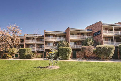 Adina Serviced Apts Canberra Kingston - Coogee Beach Accommodation 0