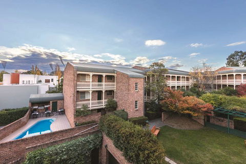 Adina Serviced Apts Canberra Kingston - Coogee Beach Accommodation 1
