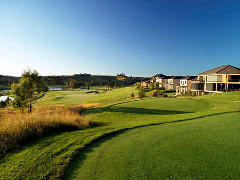 Yarra Valley Lodge - Coogee Beach Accommodation 1