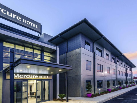 Mercure Tamworth - Coogee Beach Accommodation 0