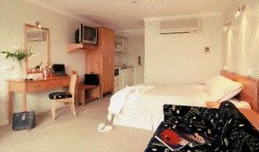 Astor Metropole & Apartment - Coogee Beach Accommodation 0
