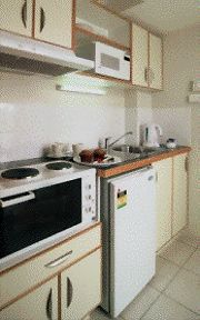 Astor Metropole & Apartment - Coogee Beach Accommodation 1