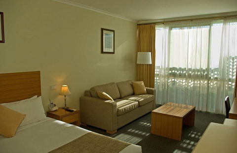 Admiralty Inn - Coogee Beach Accommodation 3