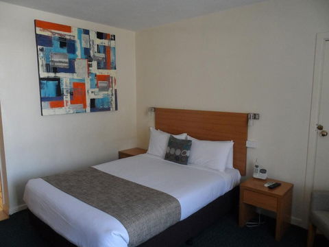 Admiralty Inn - Coogee Beach Accommodation 5