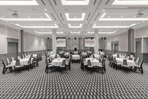Crowne Plaza Terrigal - Coogee Beach Accommodation 17