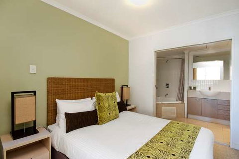 Mantra Ettalong Beach, Ettalong - Coogee Beach Accommodation 8