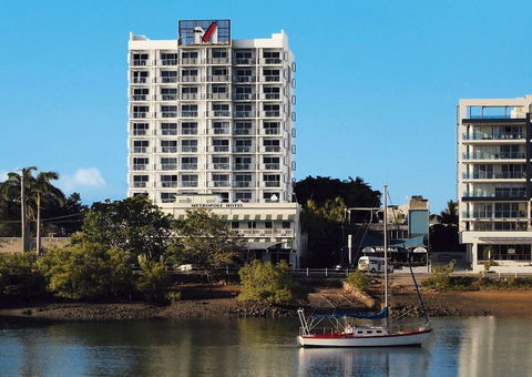 Oaks Metropole Hotel - Coogee Beach Accommodation 0