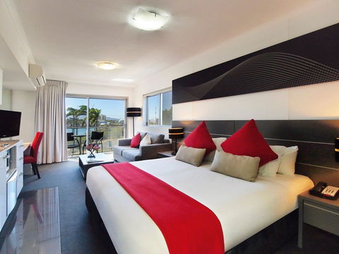 Oaks Metropole Hotel - Coogee Beach Accommodation 2