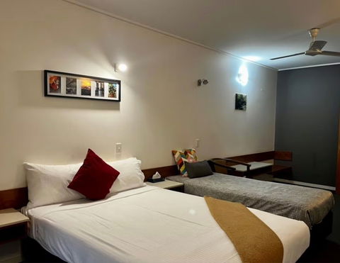 Ayr Traveller's Motel - Coogee Beach Accommodation 1