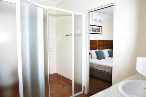 Kimberley Hotel - Coogee Beach Accommodation 4