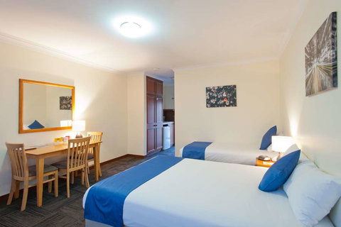 Admiral Motel Bunbury - Coogee Beach Accommodation 0