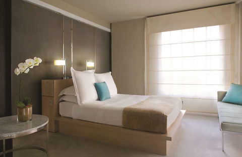 Establishment Hotel - Coogee Beach Accommodation 6
