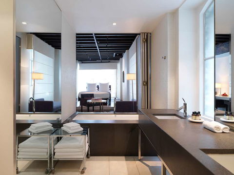 Establishment Hotel - Coogee Beach Accommodation 7