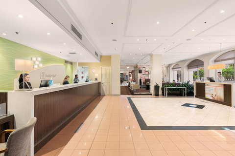 Holiday Inn Darling Harbour - Coogee Beach Accommodation 3