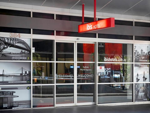 Hotel Ibis World Square - Coogee Beach Accommodation 1