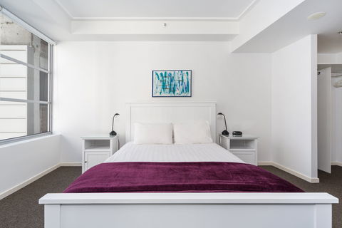 Astra Sydney-Hosking Place - Coogee Beach Accommodation 3