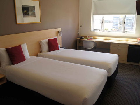 Hotel Ibis Sydney Olympic Park - Coogee Beach Accommodation 5